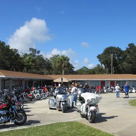 Scoot Inn Motel